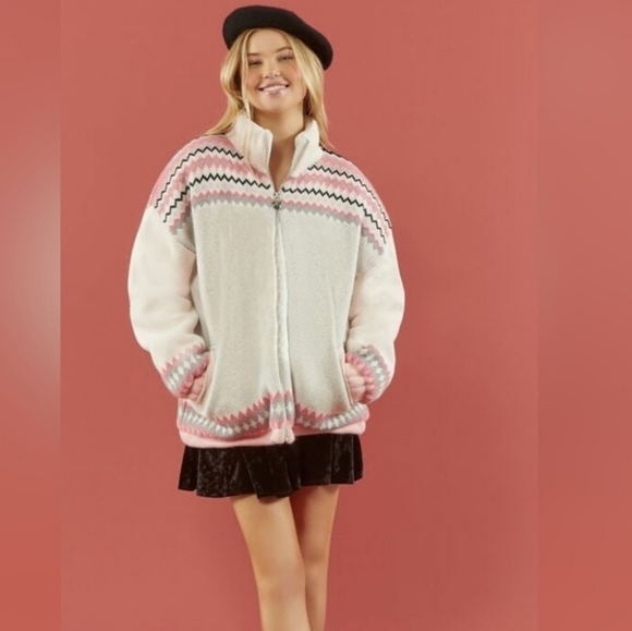 NWT Disney Minnie Mouse Zip-Up Sweater - Picture 2 of 5